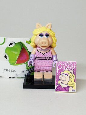LEGO Miss Piggy Minifigure 71033 Retired Muppets Series Complete